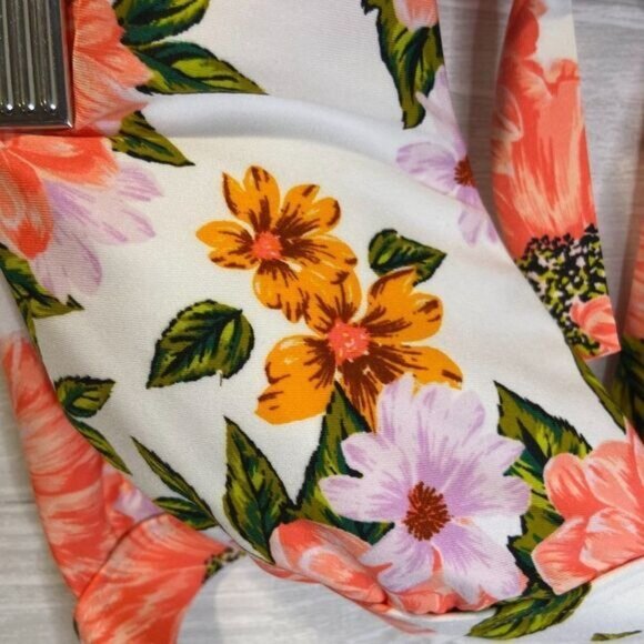 Sunn Lab Swim Women's V-Neck Halter Floral Bikini Top‎ NWT Swimwear - Picture 5 of 5